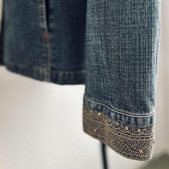 Simon Chang Indigo Embellished Luxe Denim Jacket with Gold Detailing – US 10 - Picture 11 of 13